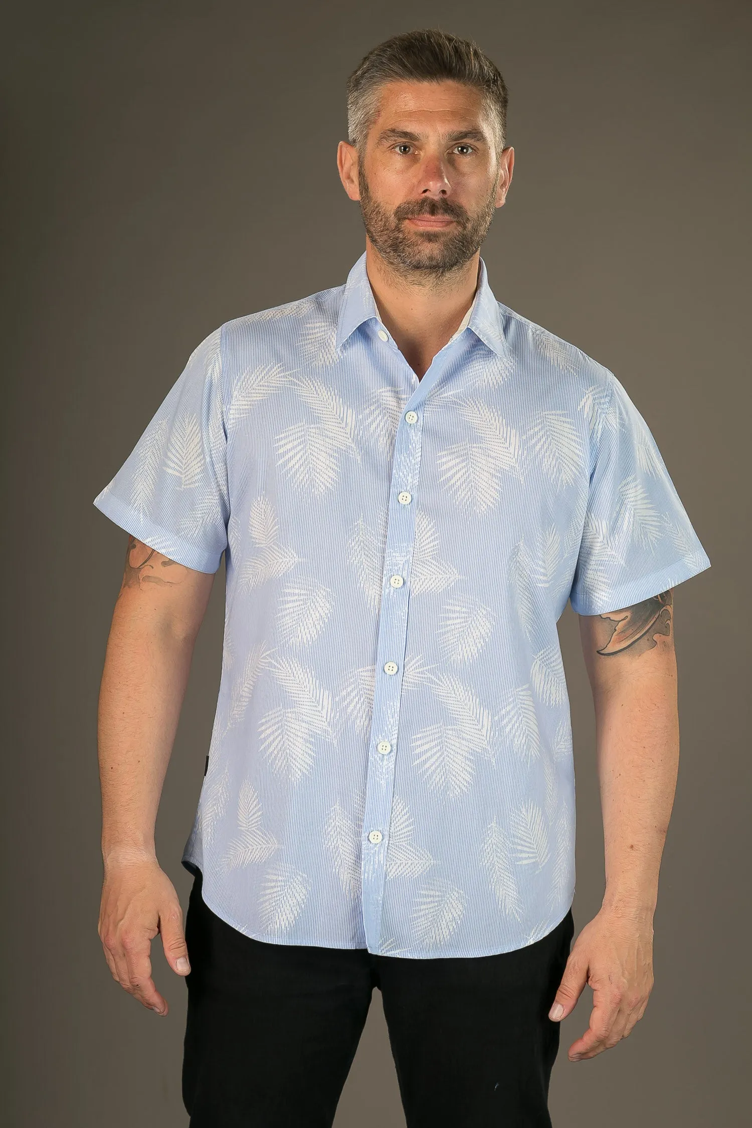 Blue Floral Print Cotton Slim Fit Mens Shirt Short Sleeve